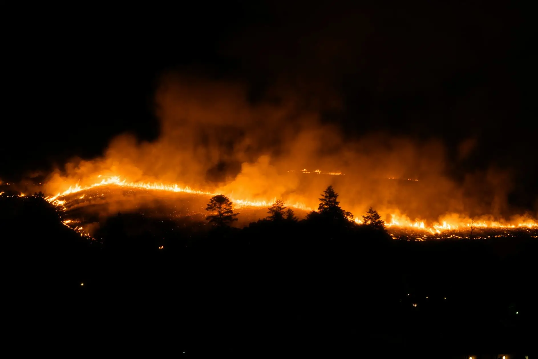 آتش سوزی های آنتالیا چه بر سر رزروهای مسافران می آید